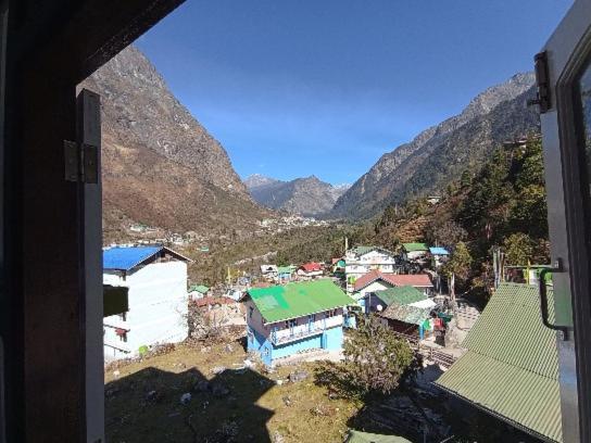 Tseten'S Inn Lachung Exteriér fotografie