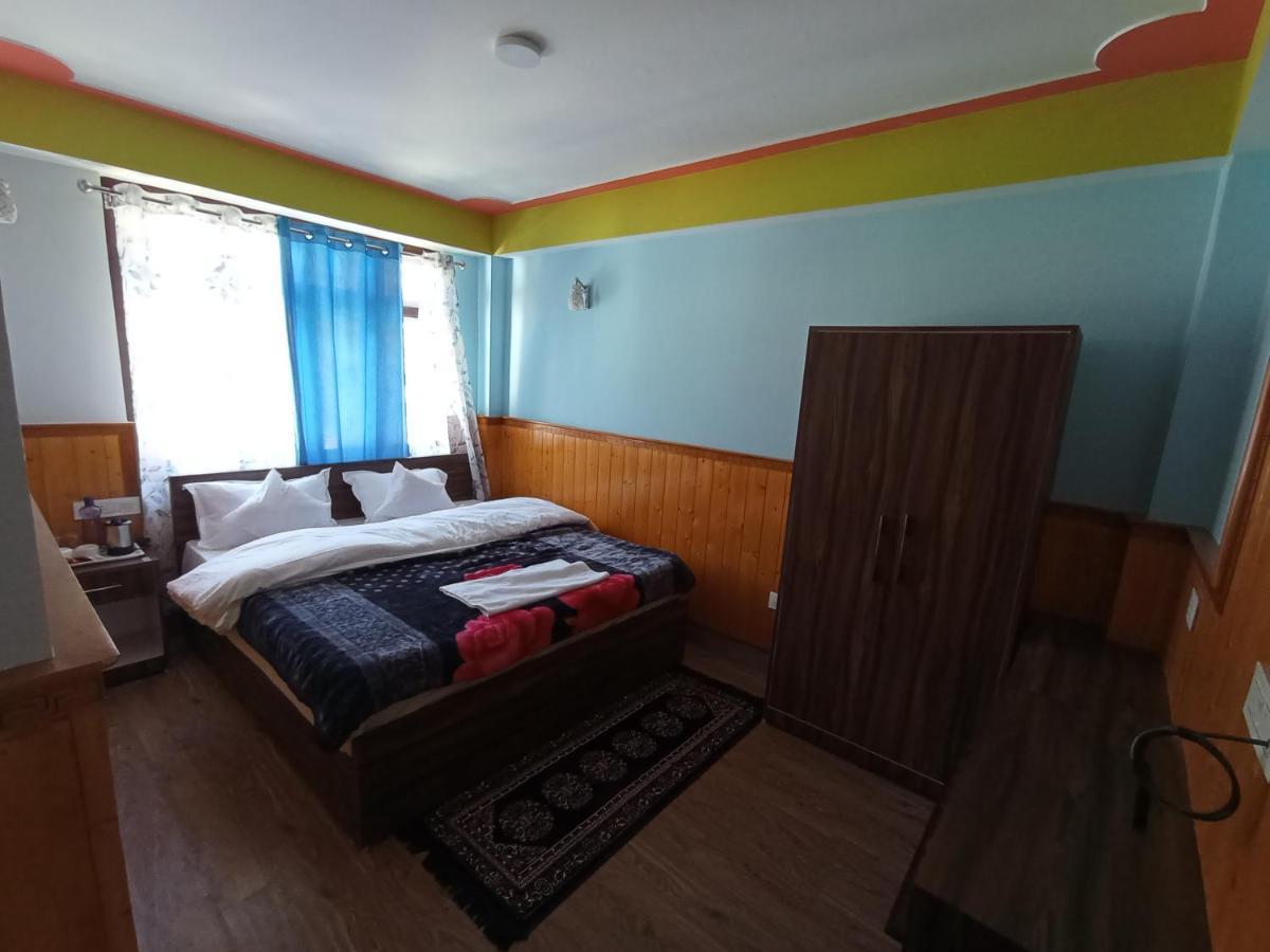 Tseten'S Inn Lachung Exteriér fotografie