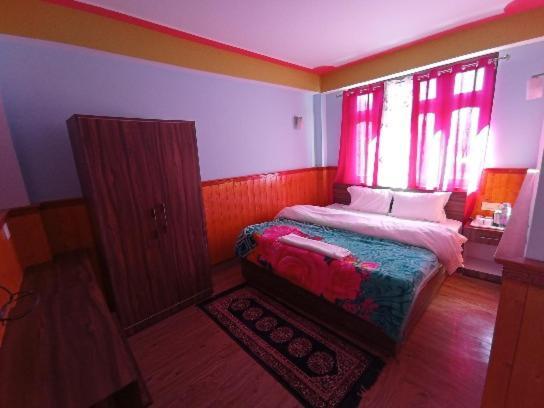 Tseten'S Inn Lachung Exteriér fotografie